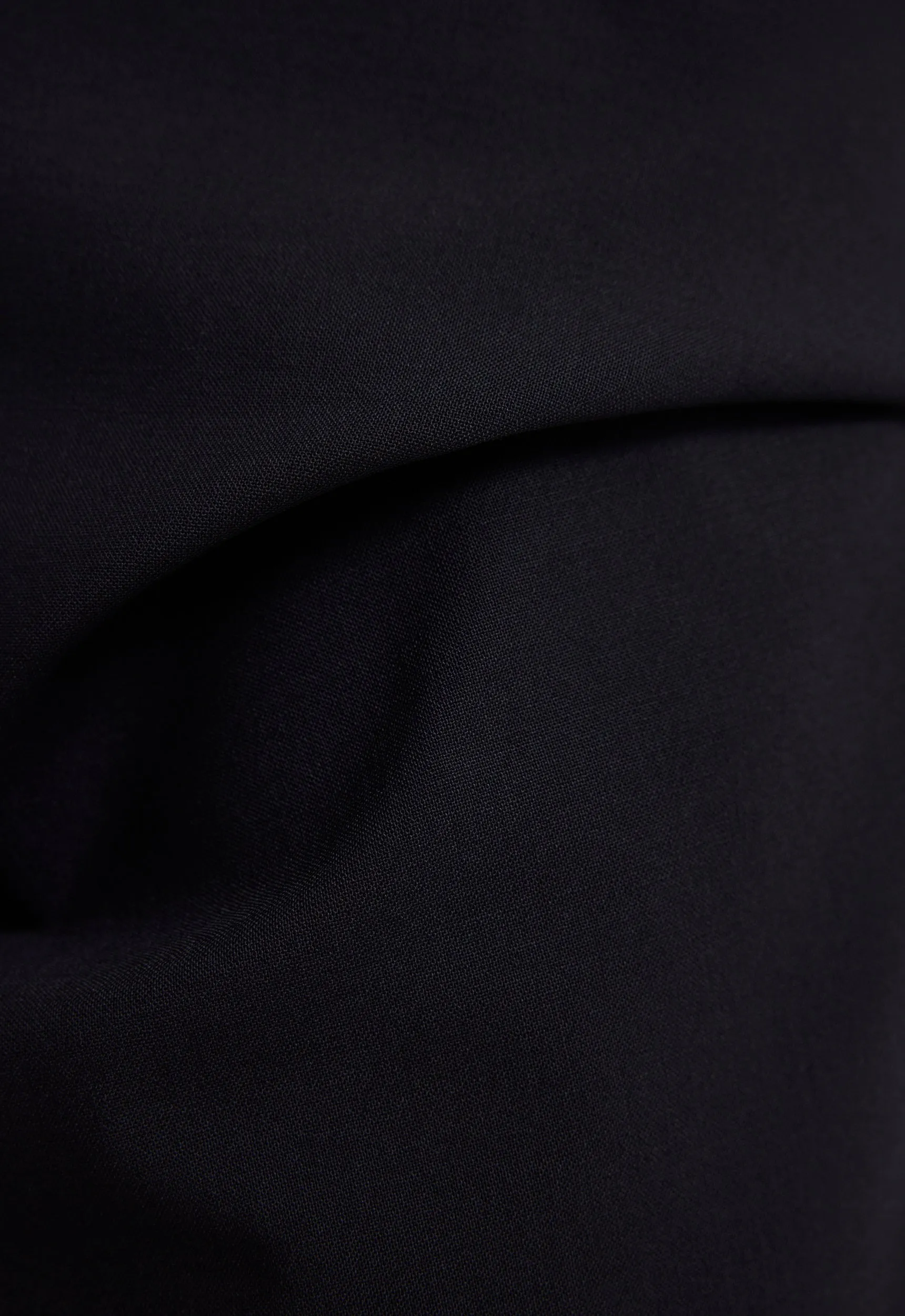 Edge Skirt - Black