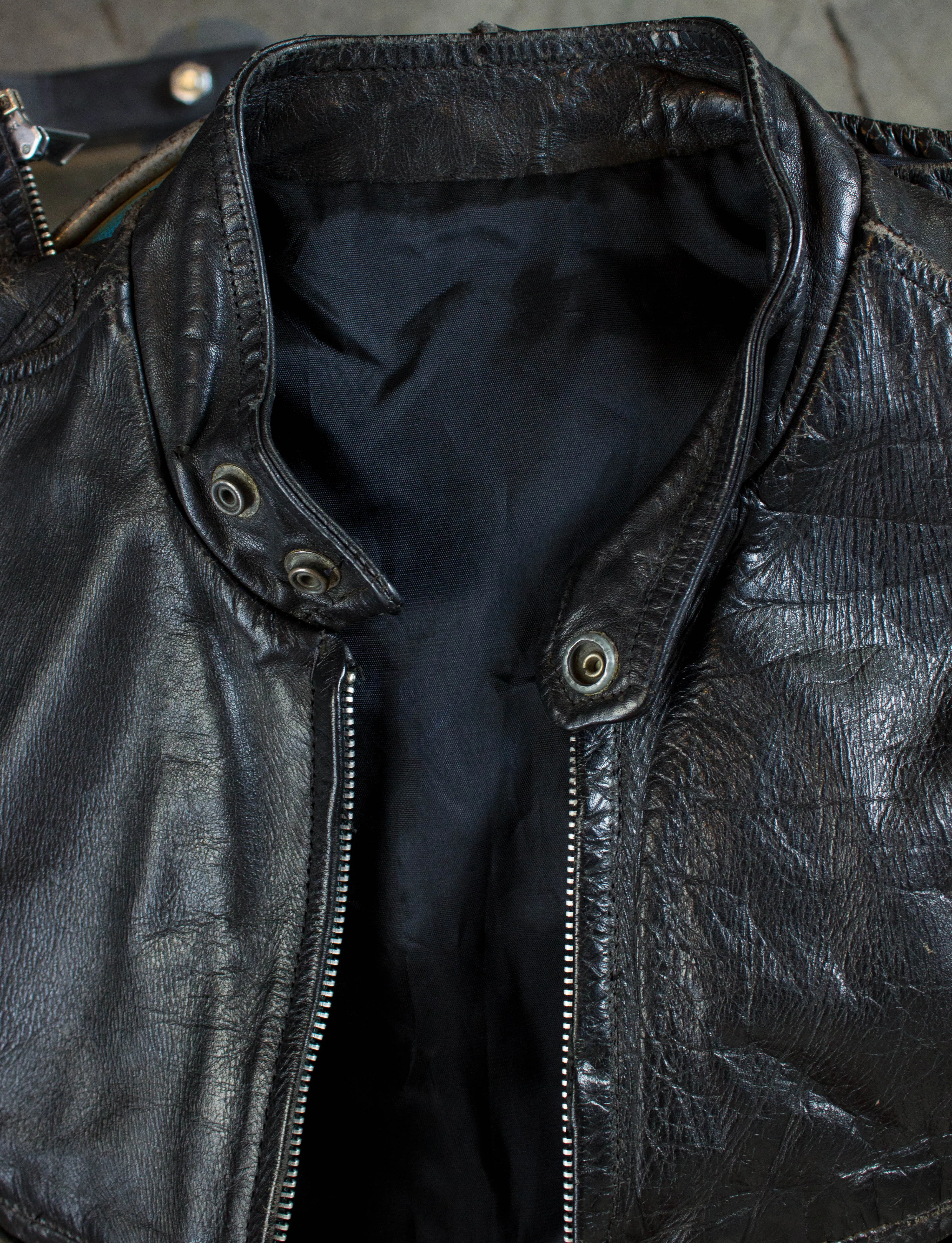 Vintage 70s Black Cafe Racer Leather Jacket Unisex Small