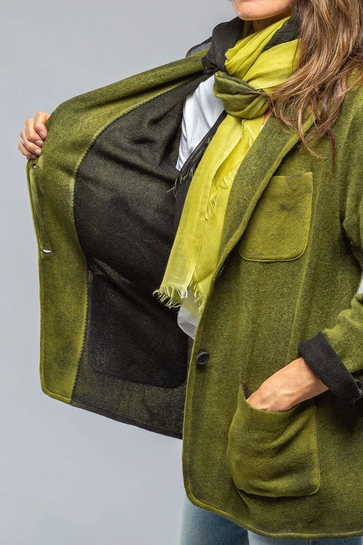 Wanda Long Cashmere Jacket In Dark Citrus